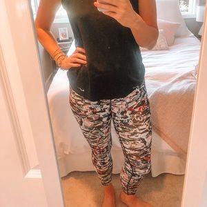 lululemon athletica Pants - Lululemon Wunder Under 7/8 leggings lululemon athletica Pants - Lululemon Wunder Under 7/8 leggings